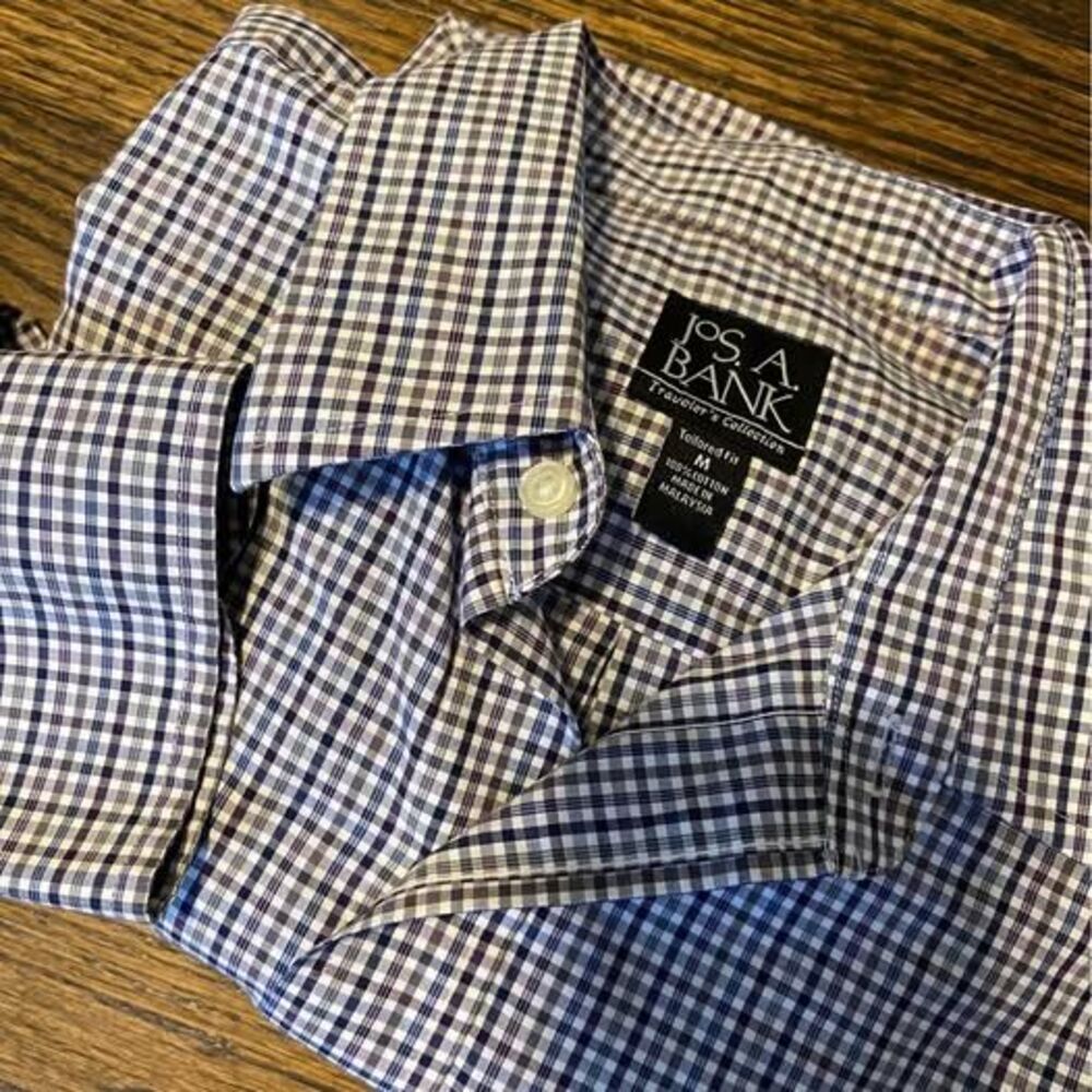 Jos. A. Bank Men’s dress shirt size Medium Button Down